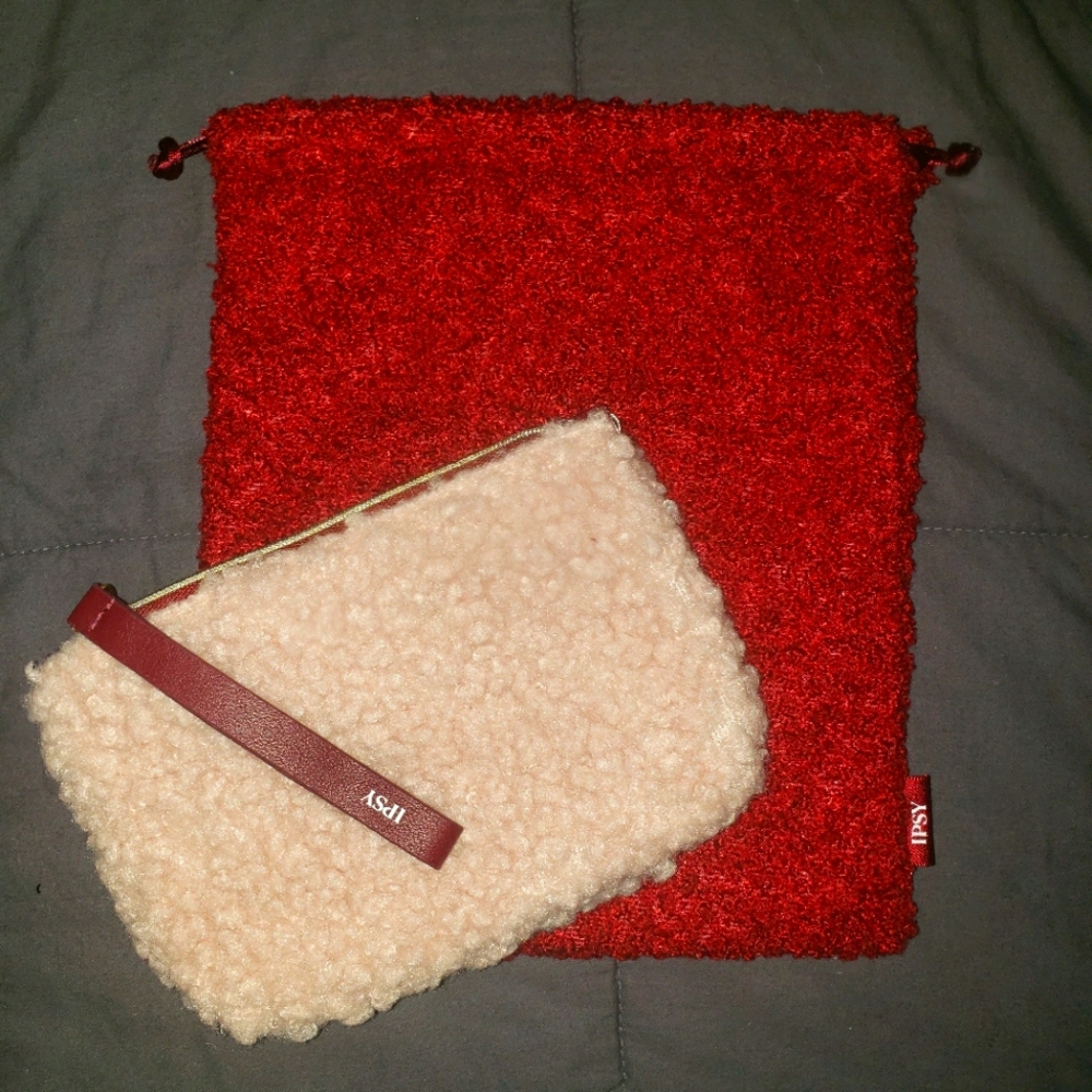 ✨FREE with purchase✨ Set of 2 Ipsy makeup bags